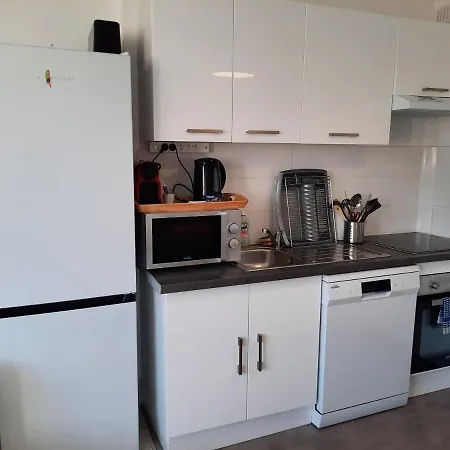 * 3bedrooms, 2free Parking, Wifi, Tram 8min * Montpellier